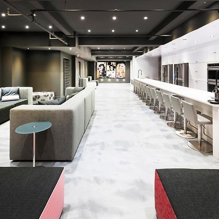 The Holland Hotel By Simplissimmo Montreal Exterior photo