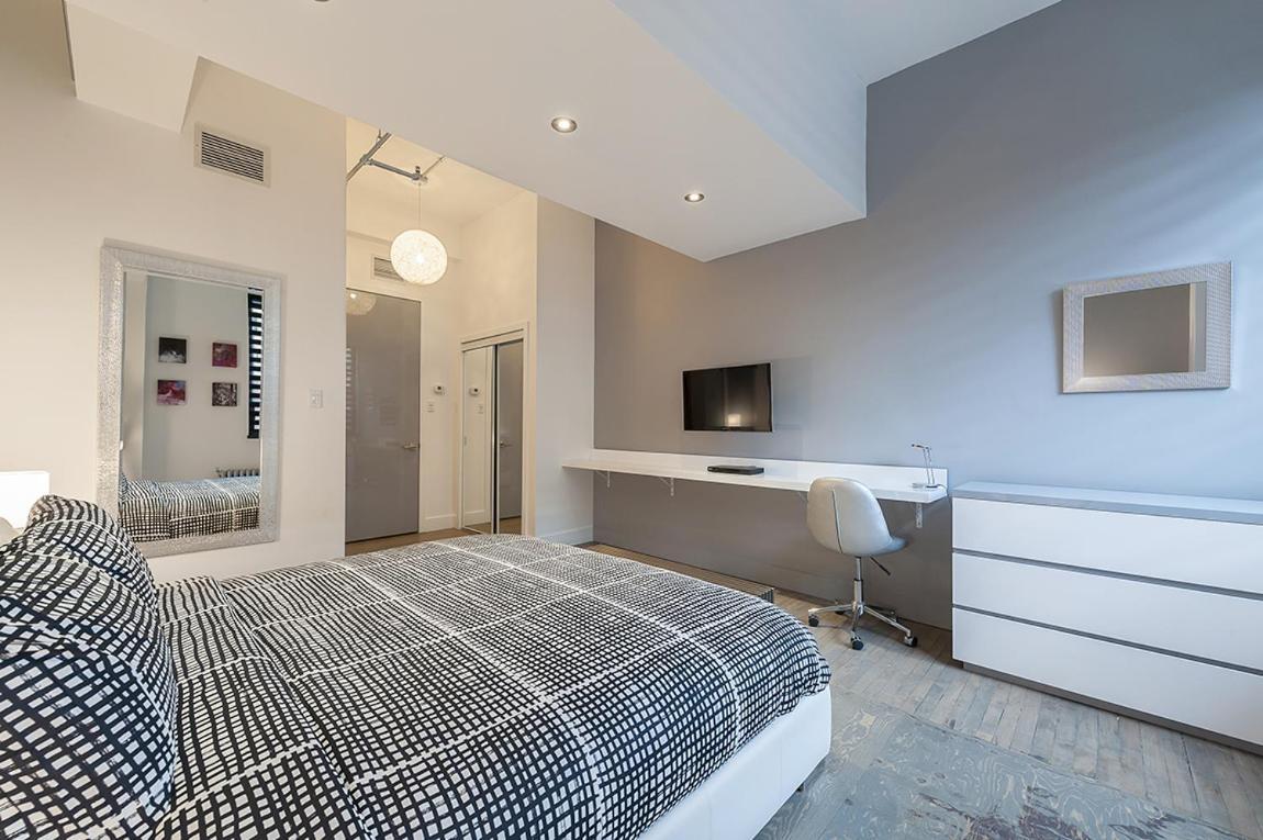 The Holland Hotel By Simplissimmo Montreal Room photo