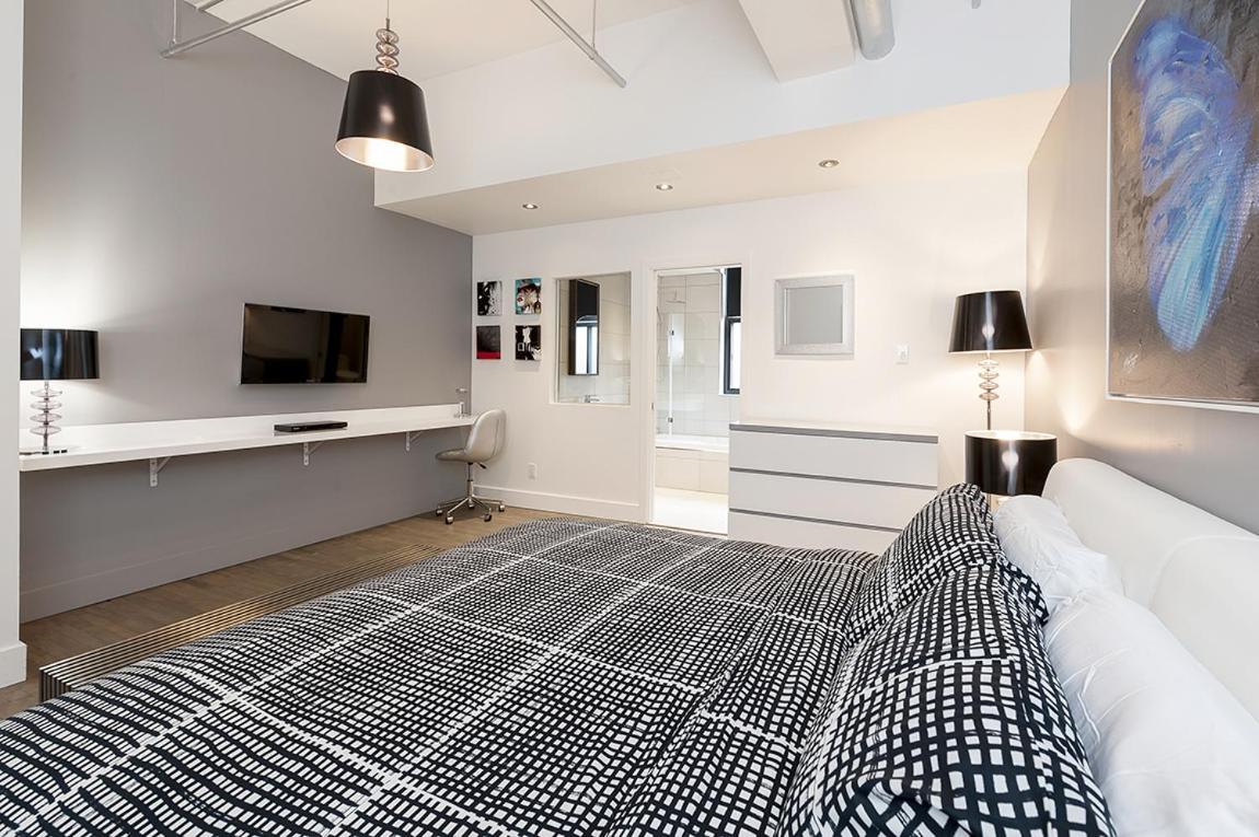 The Holland Hotel By Simplissimmo Montreal Room photo